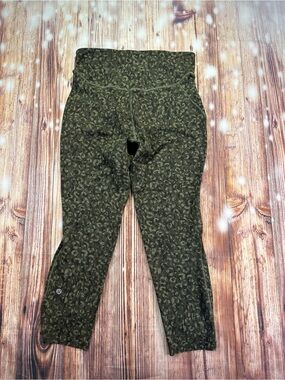 Lululemon Athletica Base Pace High rise running Leggings Size 10